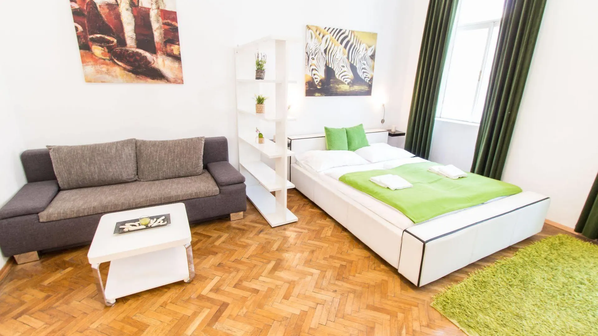 Checkvienna - Siebenbrunnengasse Hotel Austria